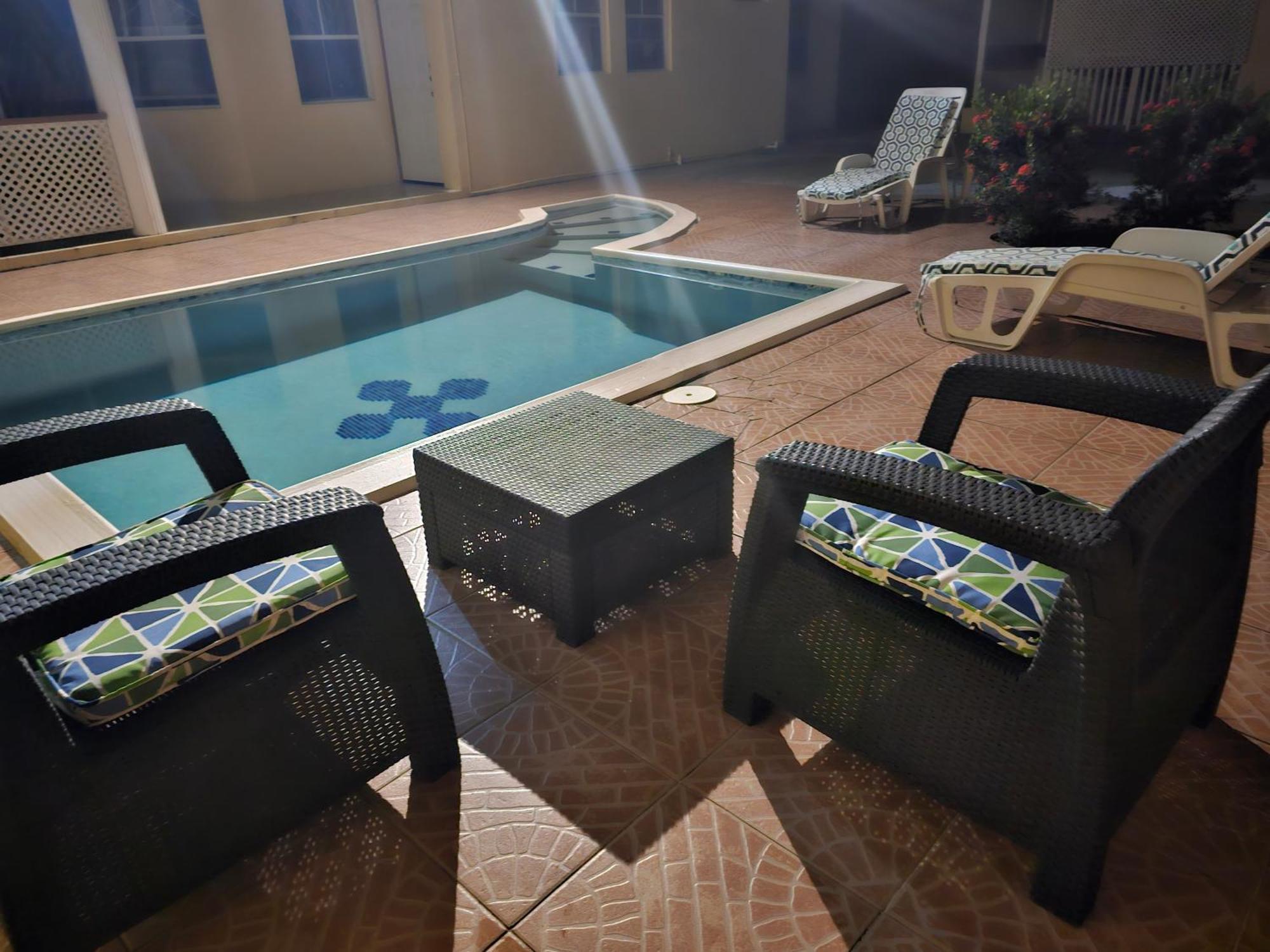 Royal Escape - 2 Apartment Anse La Raye Exterior photo