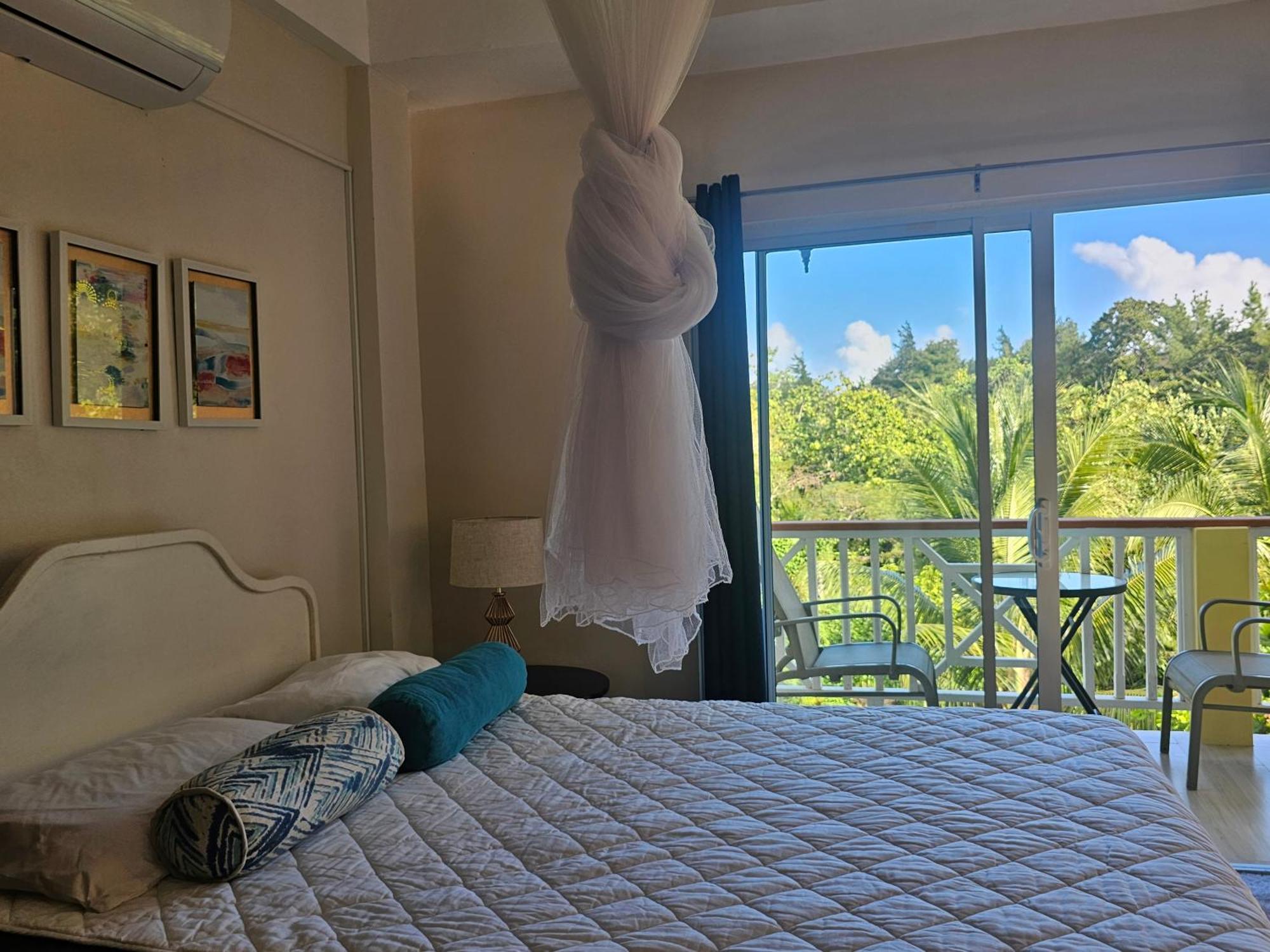Royal Escape - 2 Apartment Anse La Raye Room photo